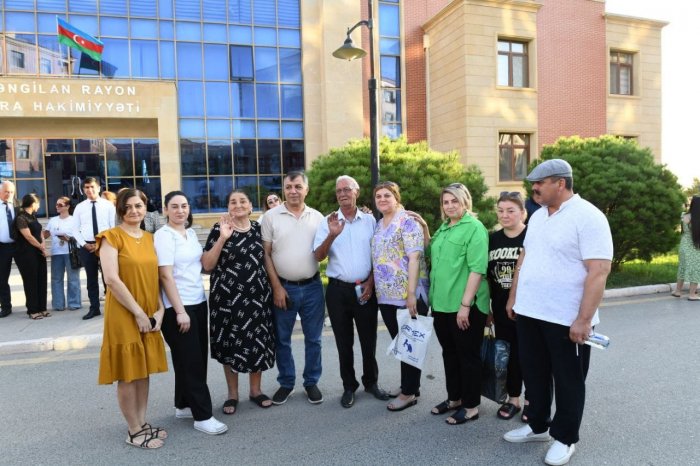    Ağalı kəndində daha 22 ailəyə evlərin açarları təqdim edilib   