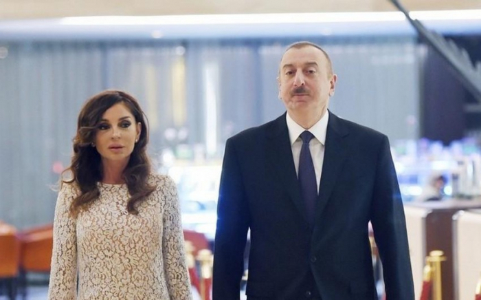  Ilham Aliyev et Mehriban Aliyeva assistent à un banquet offert à l