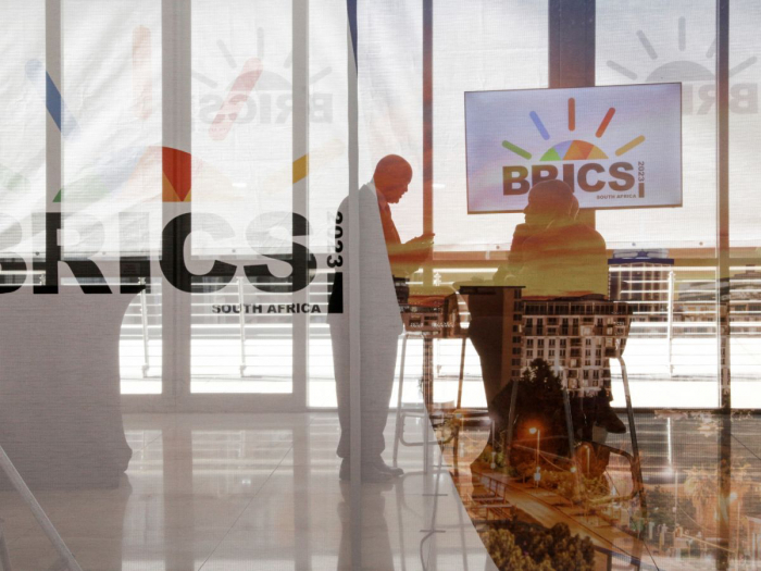 Les BRICS vont inviter l