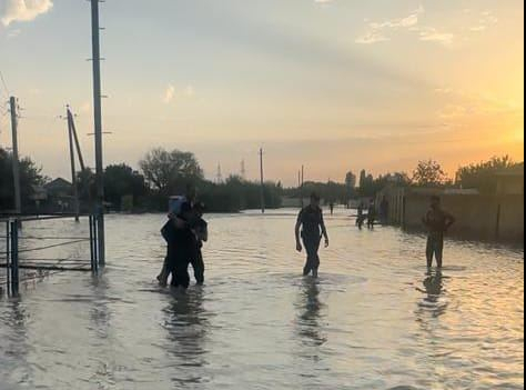 Qarabağ kanalının daşmasına görə sakinlər təxliyə edilir -    FOTOLAR   