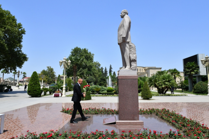  Le président Ilham Aliyev effectue une visite dans la région de Berdé - Photos