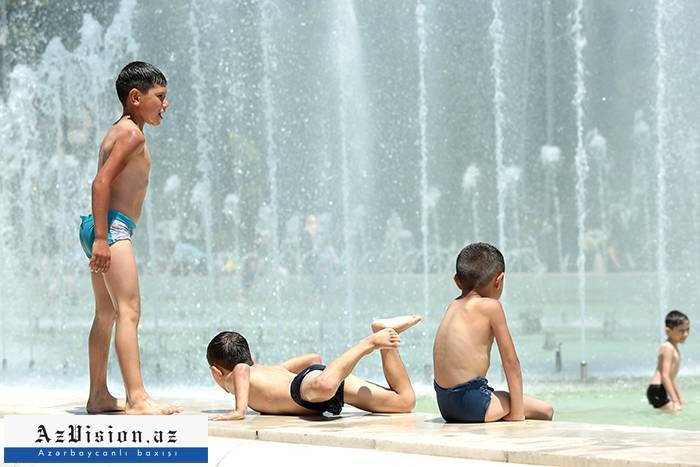    Sabah Bakıda temperatur 40 dərəcə olacaq  
   