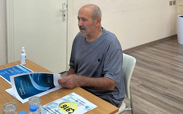    Xaçatryan ailəsinə məktub yazdı   
   
