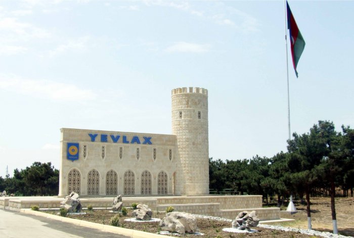   Qarabağ erməniləri Yevlaxa gəlir?     
