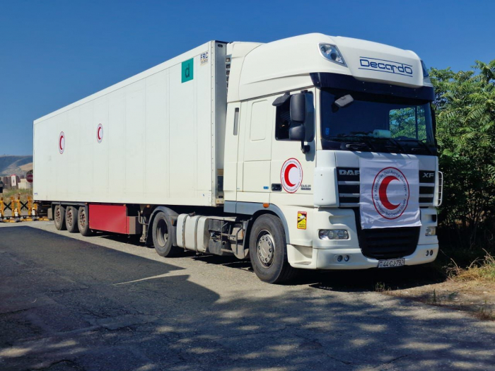   Convoy with 40 tons of flour sent from Baku still waiting for passage on Aghdam-Khankendi road   