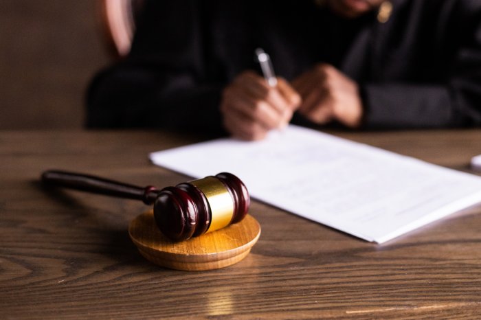    "Sabunçu Tibb Mərkəzi"nin şöbə müdirinin cinayət işi icraata verilib  
   