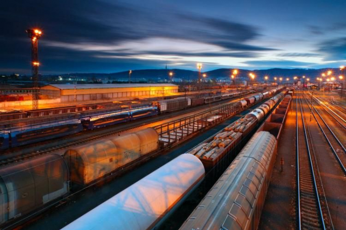   Aserbaidschans Schienengüterverkehr hat um fast 2 % zugenommen  