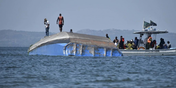   In Nigeria sank ein Passagierboot, 11 Menschen starben und 10 Menschen wurden vermisst  