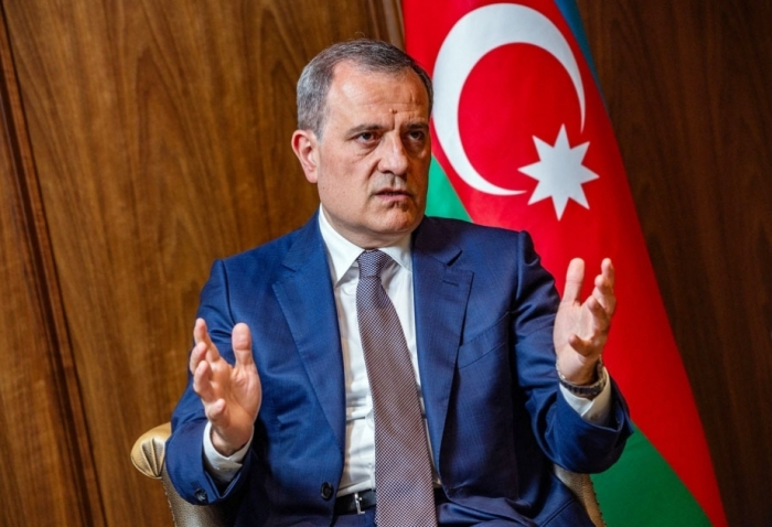   Außenminister Bayramov bringt Frage des Rückkehrrechts westlicher Aserbaidschaner im UN-Menschenrechtsrat zur Sprache  