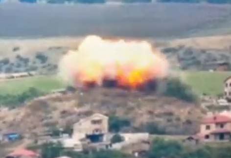  Azerbaijani army destroys Armenia’s Tor SAM system in Khankendi -  VIDEO  