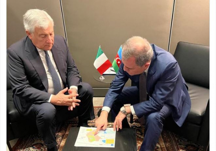 Jeyhun Bayramov se reunió con el Ministro de Asuntos Exteriores italiano