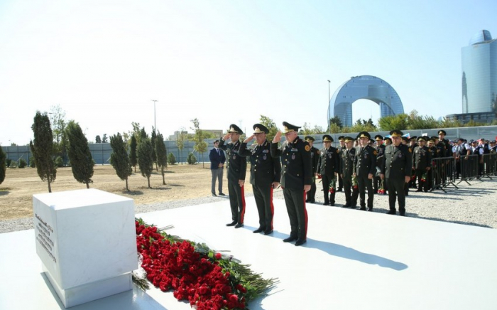Dövlət Xidmətinin hərbi qulluqçuları Zəfər parkında olub  
