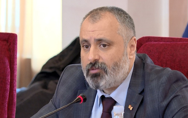     David Babayan se entrega a las autoridades de Azerbaiyán    