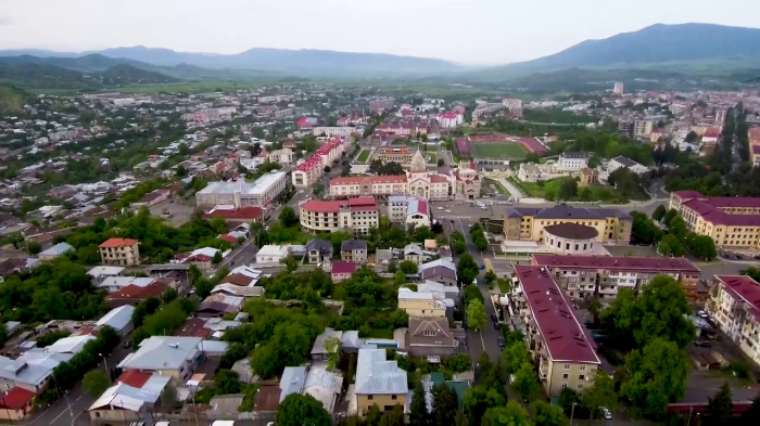   Armenische Separatisten im aserbaidschanischen Karabach kündigen die Abschaffung ihres illegalen Regimes an  