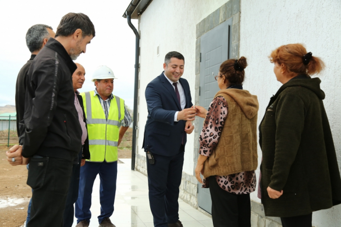   Azerbaijan: Another 25 families relocated to liberated Aghali get house keys  