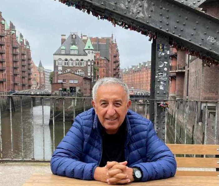    Ekstrasenslər, falçılar və süni intellekt -    İbrahim Nəbioğlu yazır   