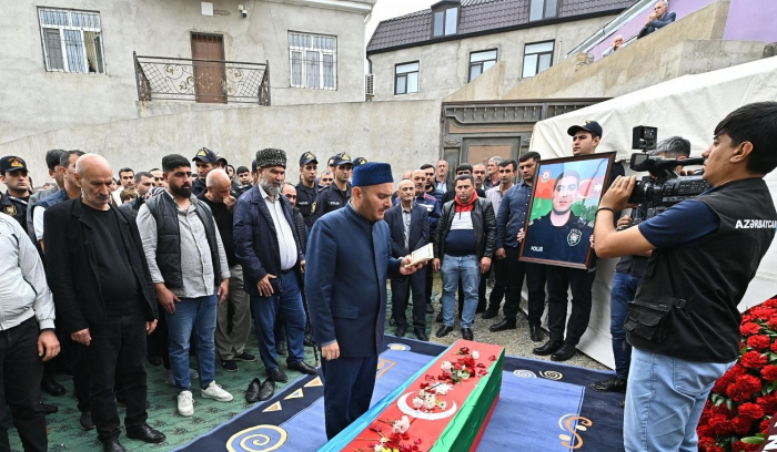    Bakıda şəhid polislərlə vida mərasimi keçirilib   