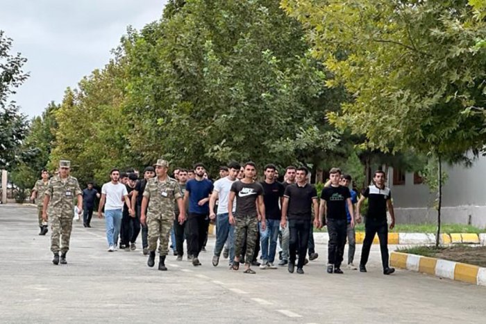 Hərbi vəzifəlilər ilə növbəti təlim toplanışı keçirilir
