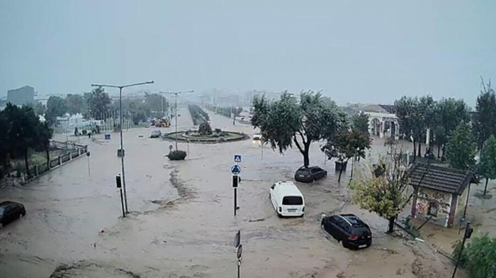       Yunanıstanda "Daniel" qasırğası:    6 nəfər ölüb, 6 nəfər itkin düşüb   