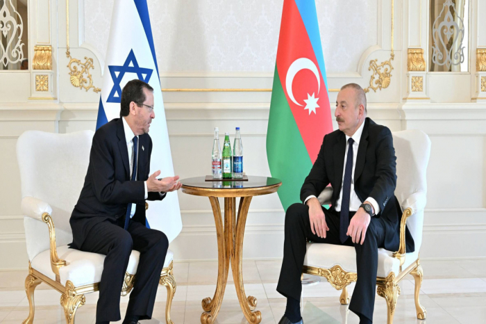   Presidente de Azerbaiyán felicita a su homólogo de Israel  