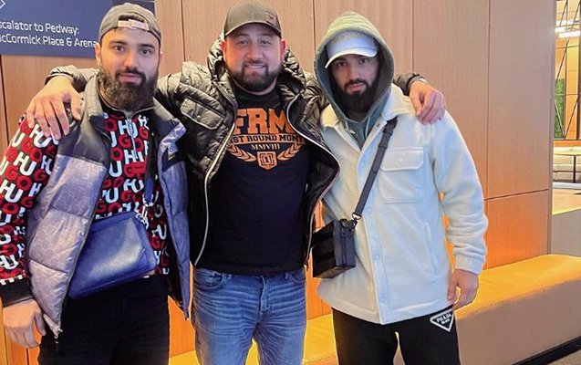    UFC döyüşçüsü olan əkiz qardaşlar oğurluğa görə həbs edildilər     
