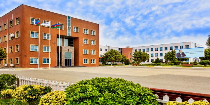     Bakı Mühəndislik Universitetinin rektoru dəyişdi    
