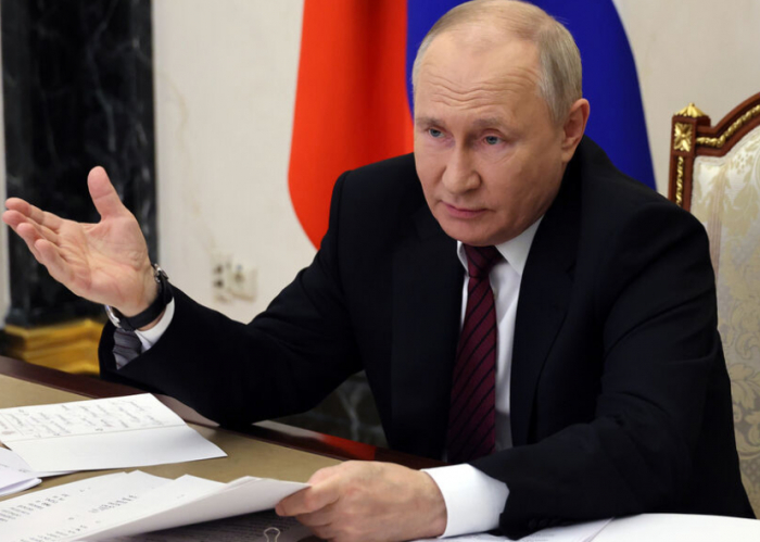   Putin gileyləndi:  "Avropa enerji avadanlıqları vermir" 