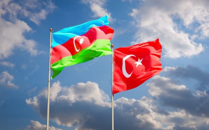    Azərbaycan və Türkiyə hərbçiləri birgə təlimlər keçirir     
