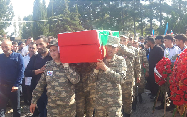    Şəhid Cəsarət Ziyadov dəfn olundu -    Fotolar        
