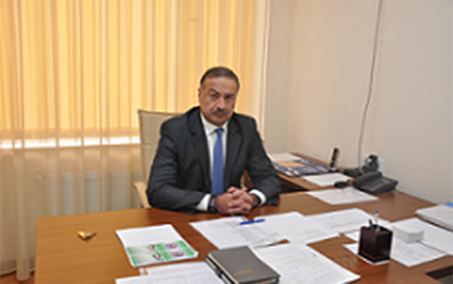    Rektor olmaq üçün ekstrasens Mehribandan kömək istədi,    250 min rüşvət verdi       
