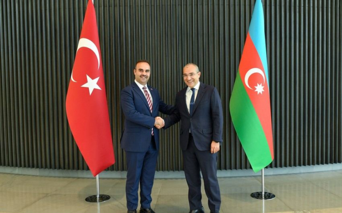 Azerbaijan, Türkiye discuss co-op in industry and technology realms