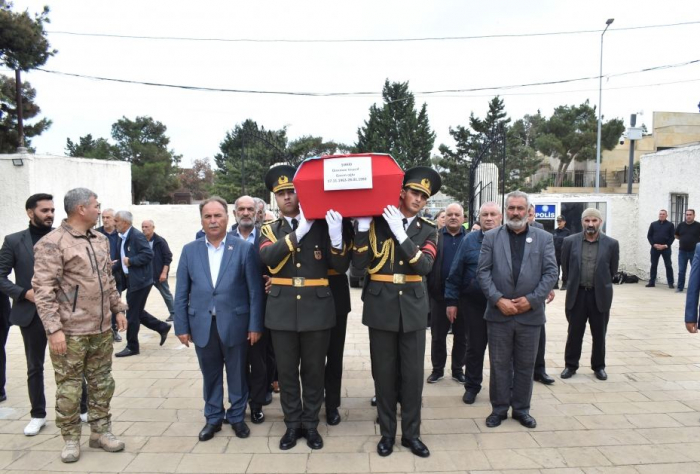  Daşaltıda meyitinin qalıqları tapılan şəhid dəfn olundu -    FOTOLAR     
 