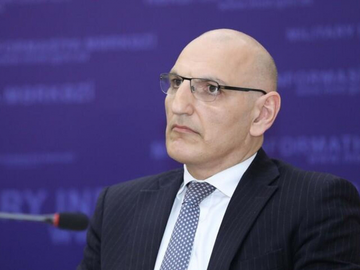     Elchin Amirbeyov:   „Armenien muss sichere Verkehrsverbindungen mit dem Zangezur-Korridor gewährleisten“  