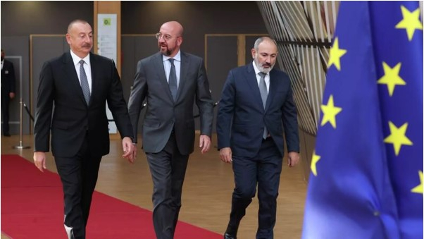  Ilham Aliyev und Paschinjan werden sich Ende Oktober in Brüssel treffen 