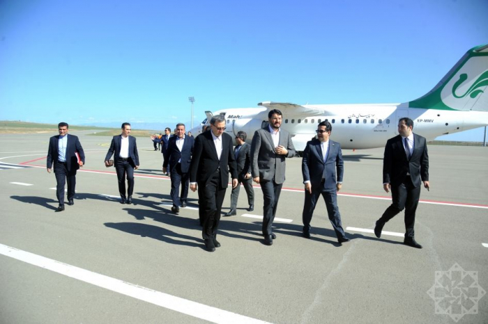 Iranian minister of roads and urban development visits Azerbaijan