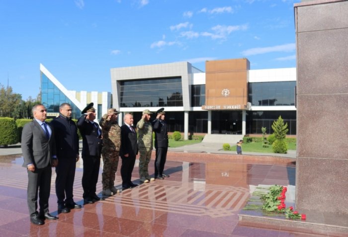 Hərbi Prokurorluq Ulu Öndərin yubileyi ilə bağlı silsilə tədbirləri davam etdirir  
