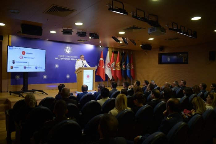    Azərbaycan ilə Türkiyə arasında informasiya və dövlət kommunikasiyası sahəsində birgə əməkdaşlıq məsələləri müzakirə edilib     
