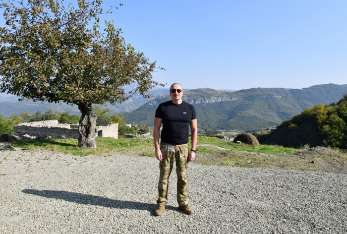    Dövlət başçısı Xankəndinin Kərkicahan qəsəbəsində olub   