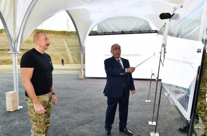   Le président Aliyev visite le chantier de la route Aghdam-Fuzouli  