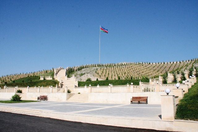   Representatives of diplomatic corps arrive in  Azerbaijan