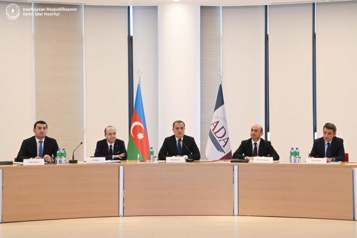 Azerbaijani FM meets with heads of diplomatic missions of European countries 