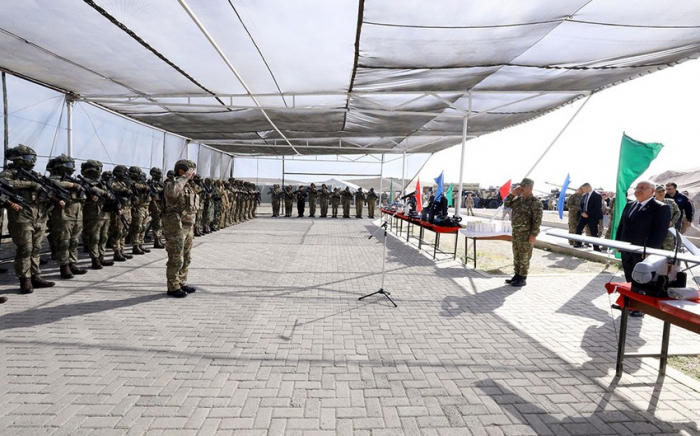   Eine Gruppe von Soldaten, die an der gemeinsamen taktischen Ausbildung Aserbaidschans und der Türkei teilnahmen, wurde ausgezeichnet   - FOTOS    