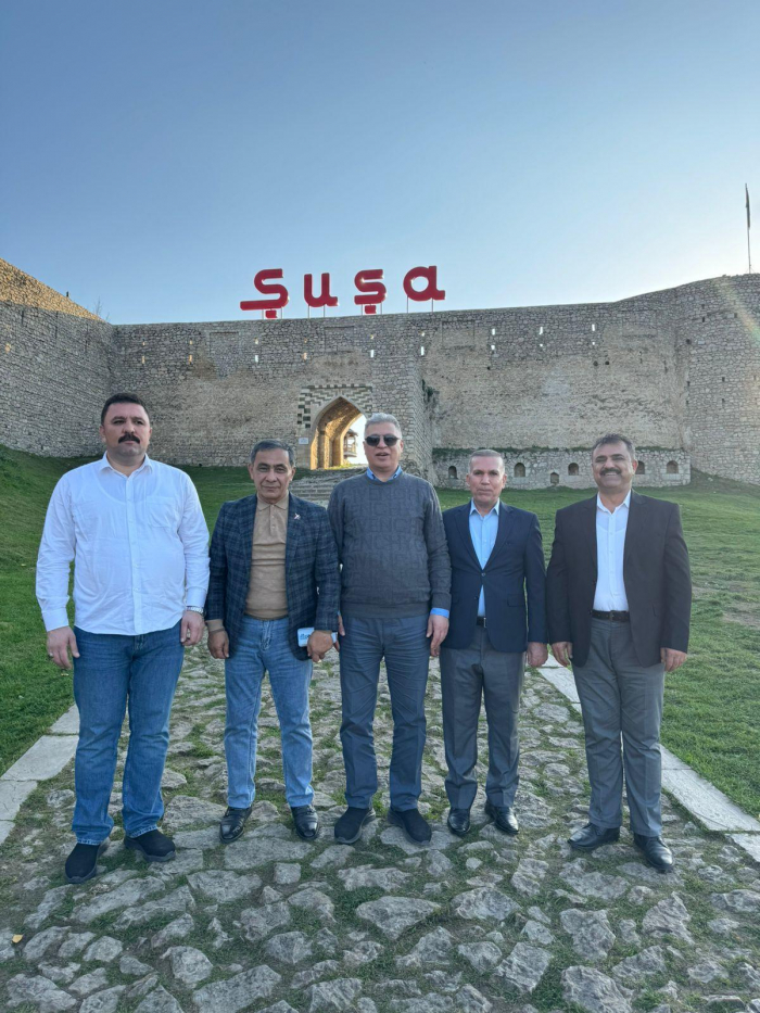   Irakische Abgeordnete besuchen Schuscha  