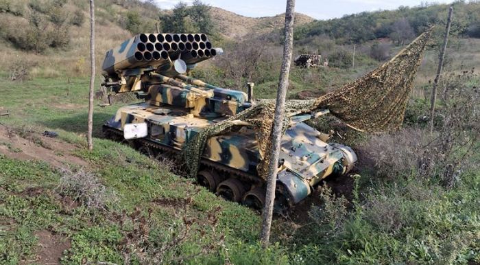   Feuerartillerieanlagen armenischer Separatisten im aserbaidschanischen Karabach entdeckt  