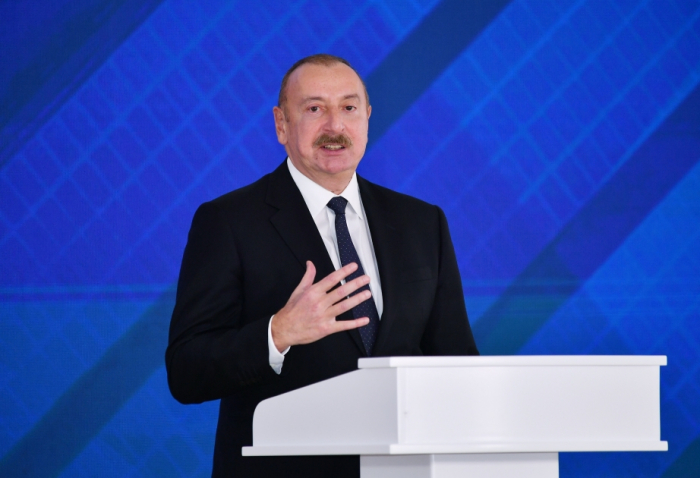   Presidente de Azerbaiyán: "Avanzamos hacia una agenda verde"  