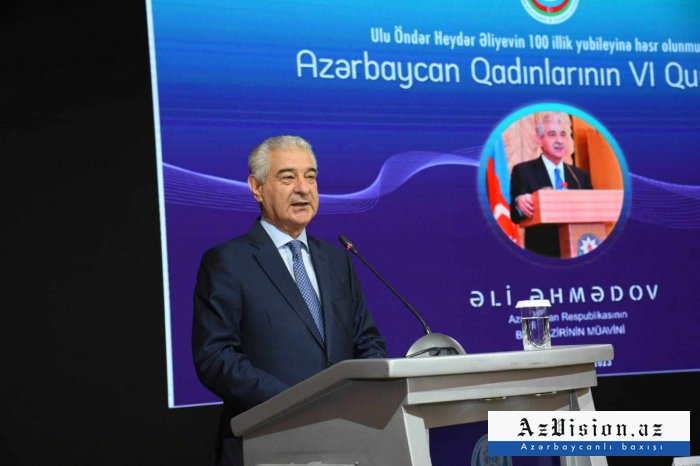    "İndiki Azərbaycan qadınları 15-20 il əvvəlkindən fərqlidir" -    Əli Əhmədov       