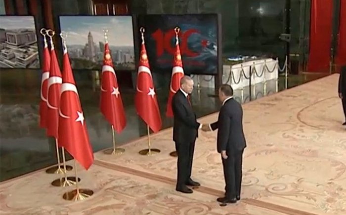    Azərbaycanlı səfir Ərdoğanı təbrik edib    