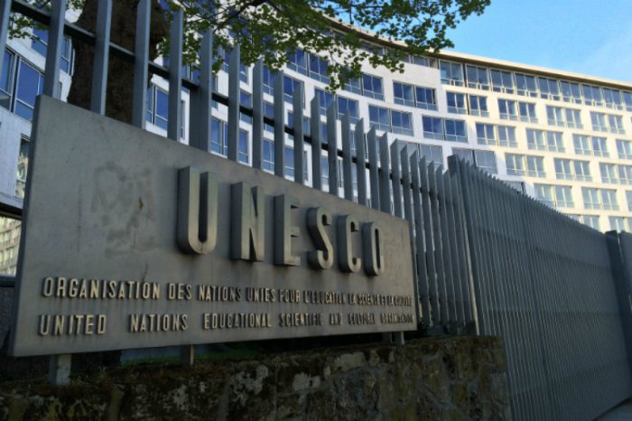       İcma:    UNESCO-nun baş qərargahı Fransadan çıxarılmalıdır   