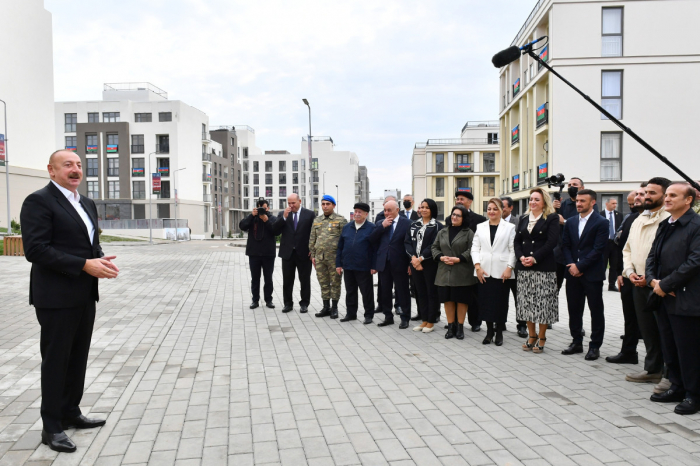   Presidente de Azerbaiyán se reúne con los residentes que se trasladaron a Fuzuli y con representantes de la comunidad del distrito  