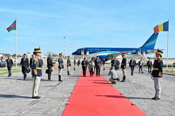   La delegación del Parlamento de Azerbaiyán realiza una visita a Rumanía  